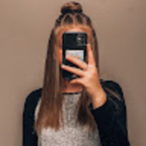 Meet your Posher, Savannah